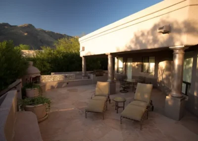 Covered Patio Lounge Chairs Desert